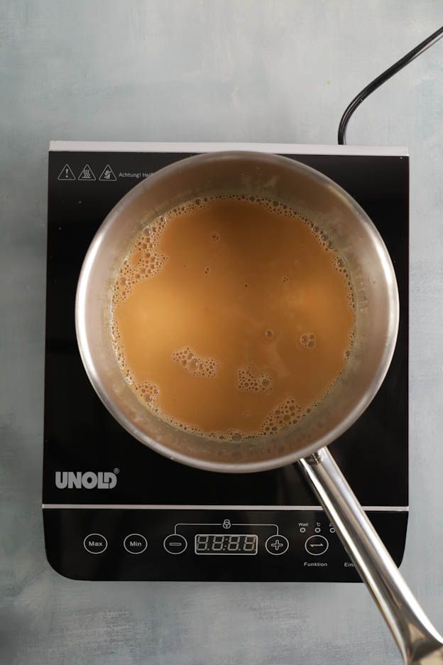 Smooth caramel texture for the cremeux step