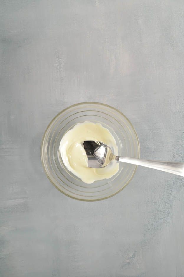 Gelatine mixture incorporated into the caramel cremeux