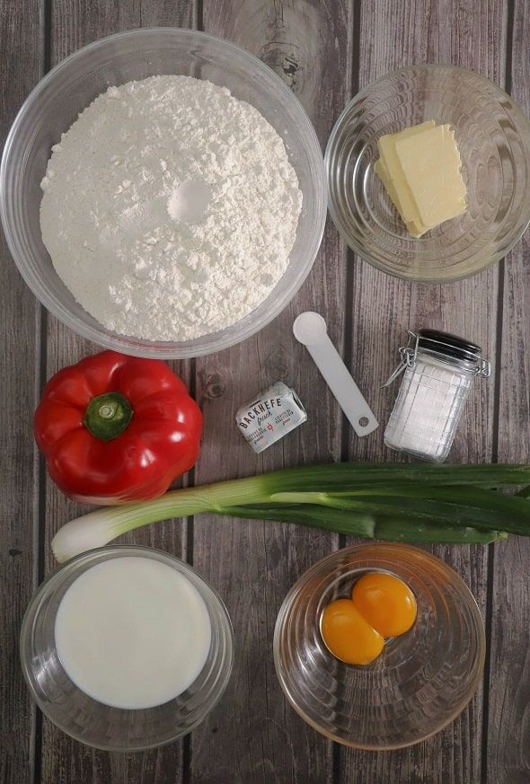 Zutat Baguettes mit Gemüse und Hummus
