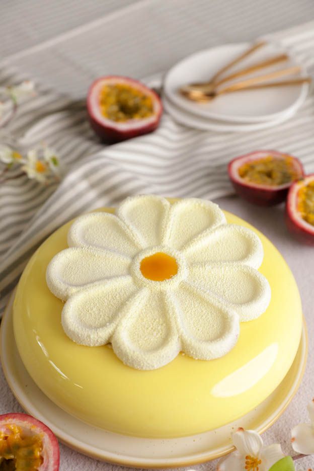 vanilla passion entremet