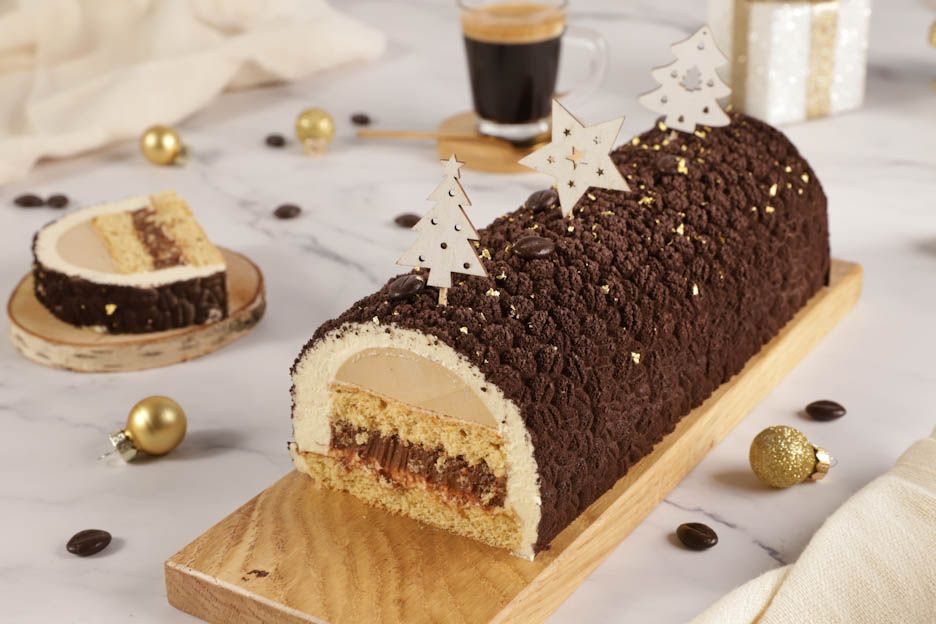 Tiramisu yule log
