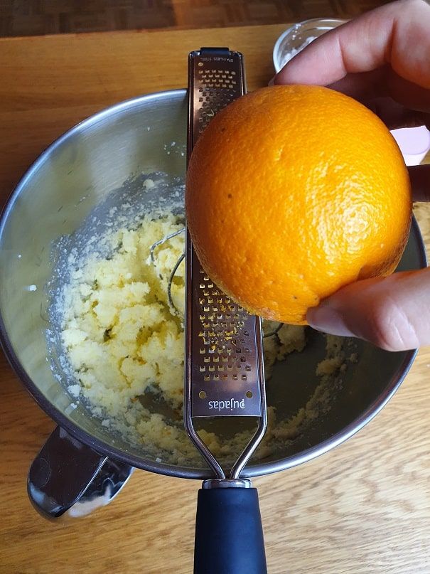 orange kugelhopf