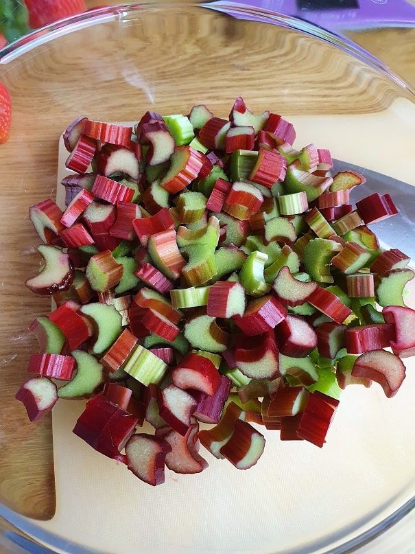 strawberry rhubarb tart ingredients