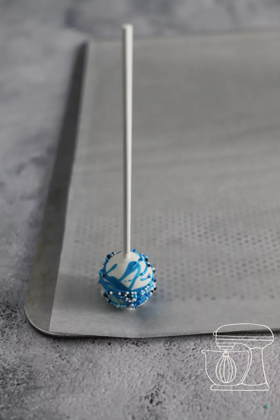Cake Pop kopfüber trocknen