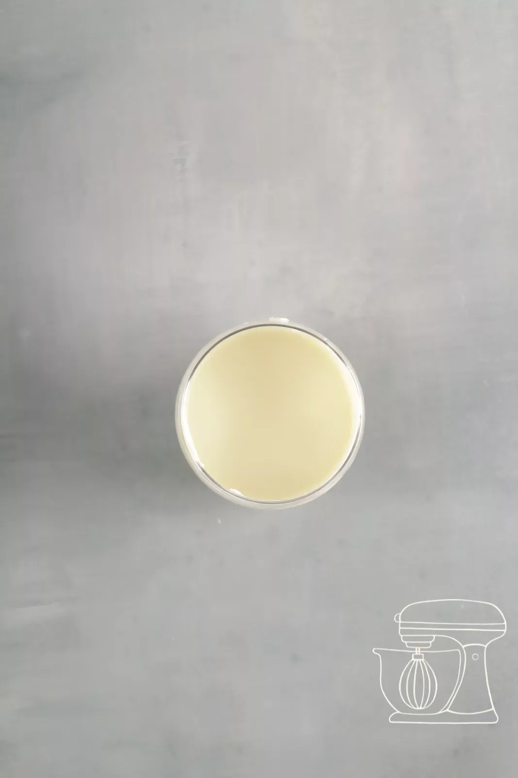White Deco melts being melted in a glass in the microwave