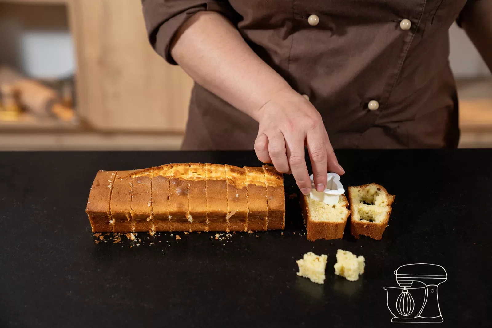 Gespenster aus dem weissen Kuchen ausstechen