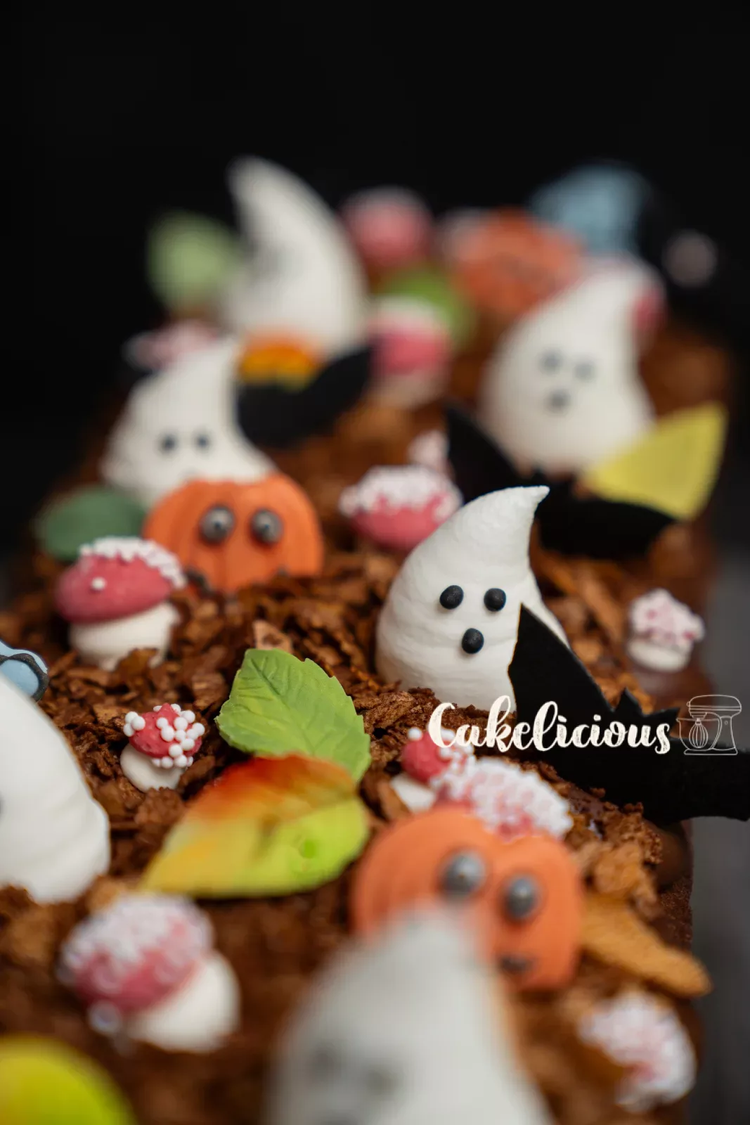Scheibe Halloween-Marmorkuchen mit Gespenst-Deko
