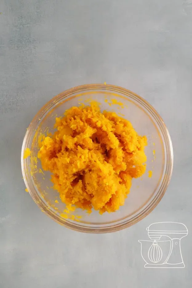 Homemade pumpkin purée in a bowl