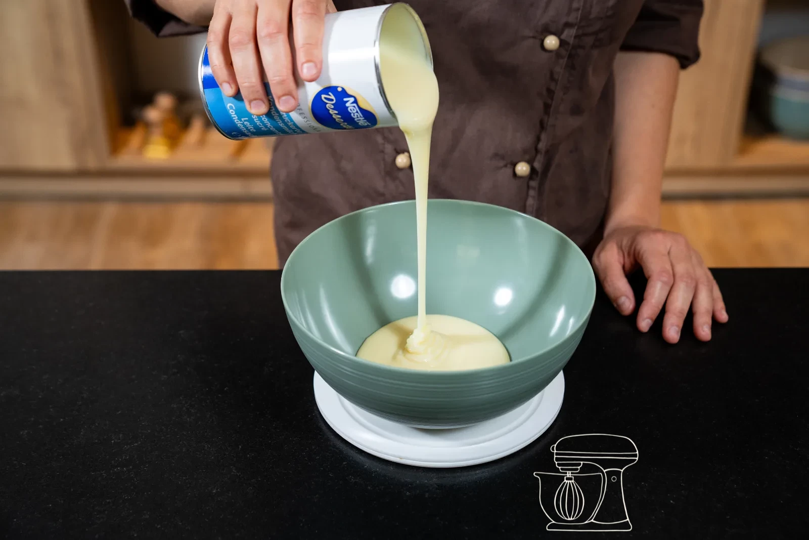Prepare the caramel base