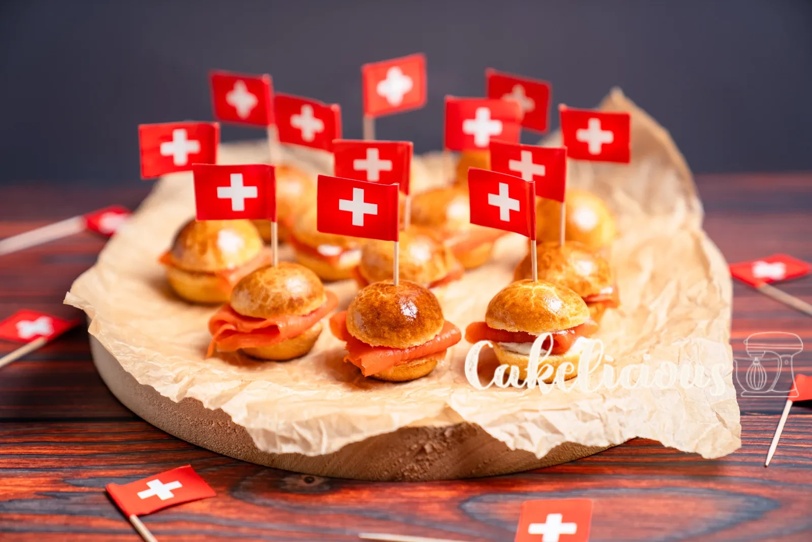 Mini salmon rolls – Brioche with horseradish cream and smoked salmon