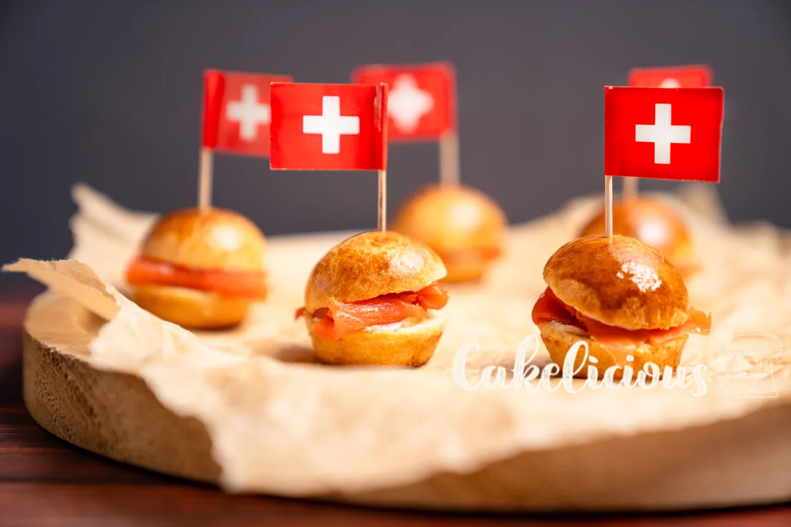 Mini salmon rolls – Brioche with horseradish cream and smoked salmon