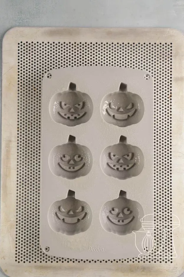 Prepared pumpkin silicone molds