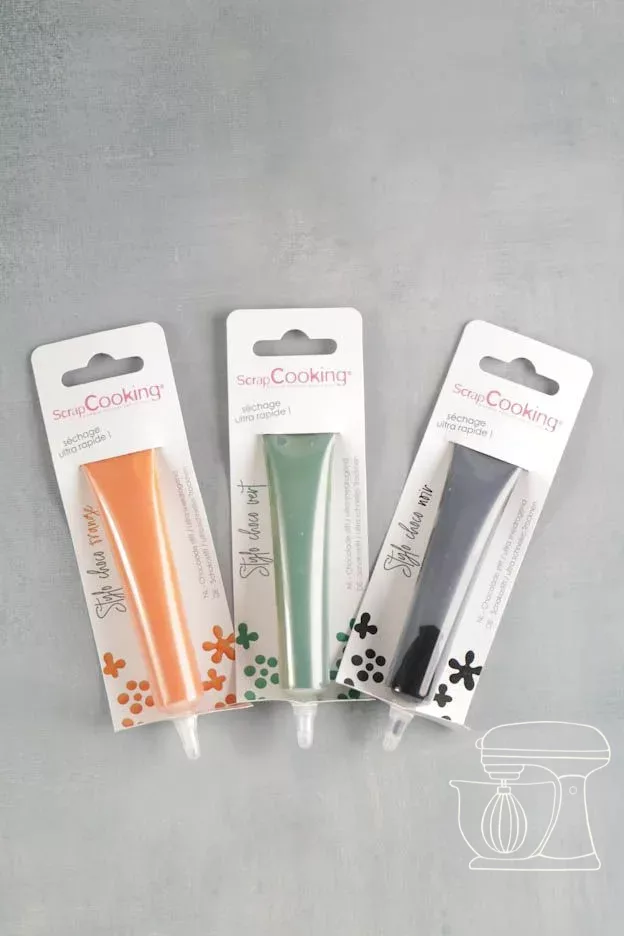 Chocolate flavour pens are warmed in warm water