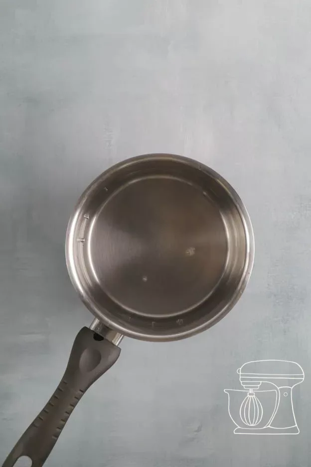 Eau dans la casserole
