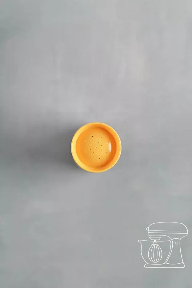 Bouteille pour imbiber remplie de sirop