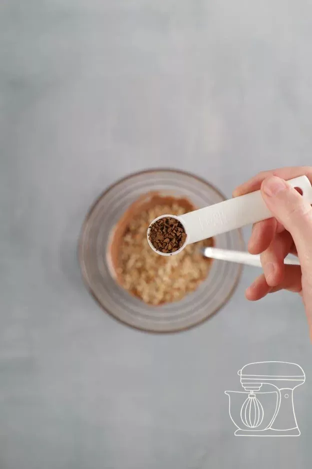 Ajouter le café soluble