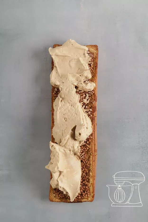 Déposer la ganache sur le croquant