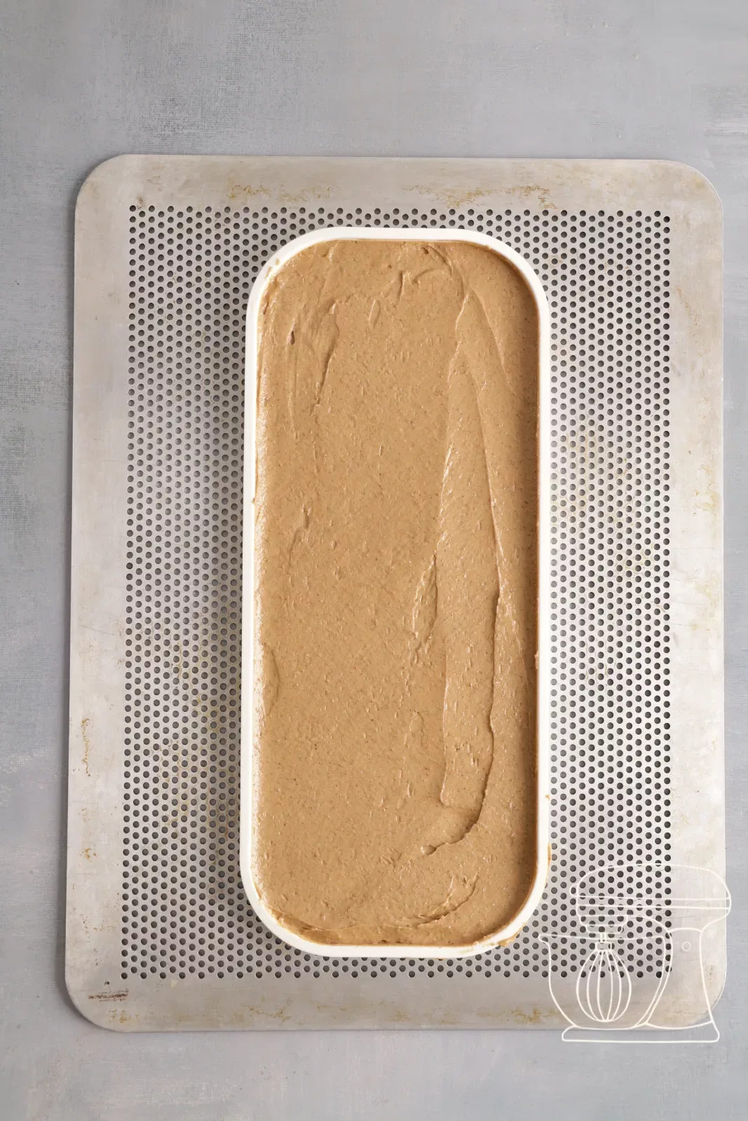 Madeleine di pan di Spagna appena sfornata