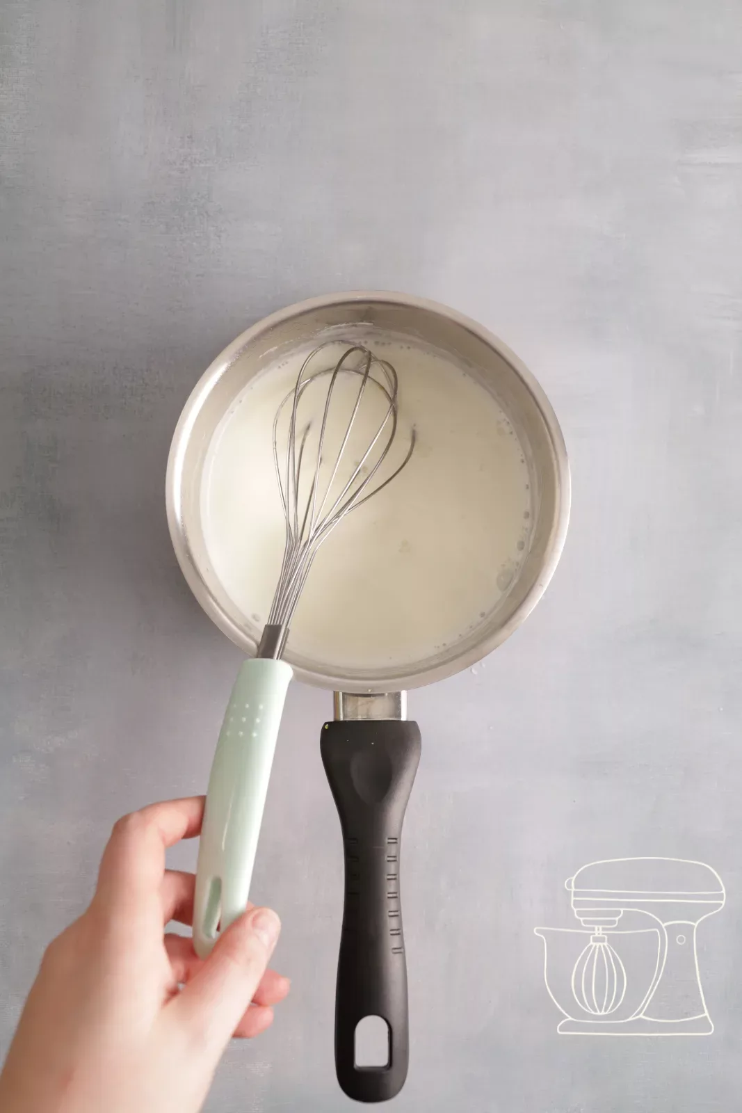 Mescolare la gelatina con la frusta