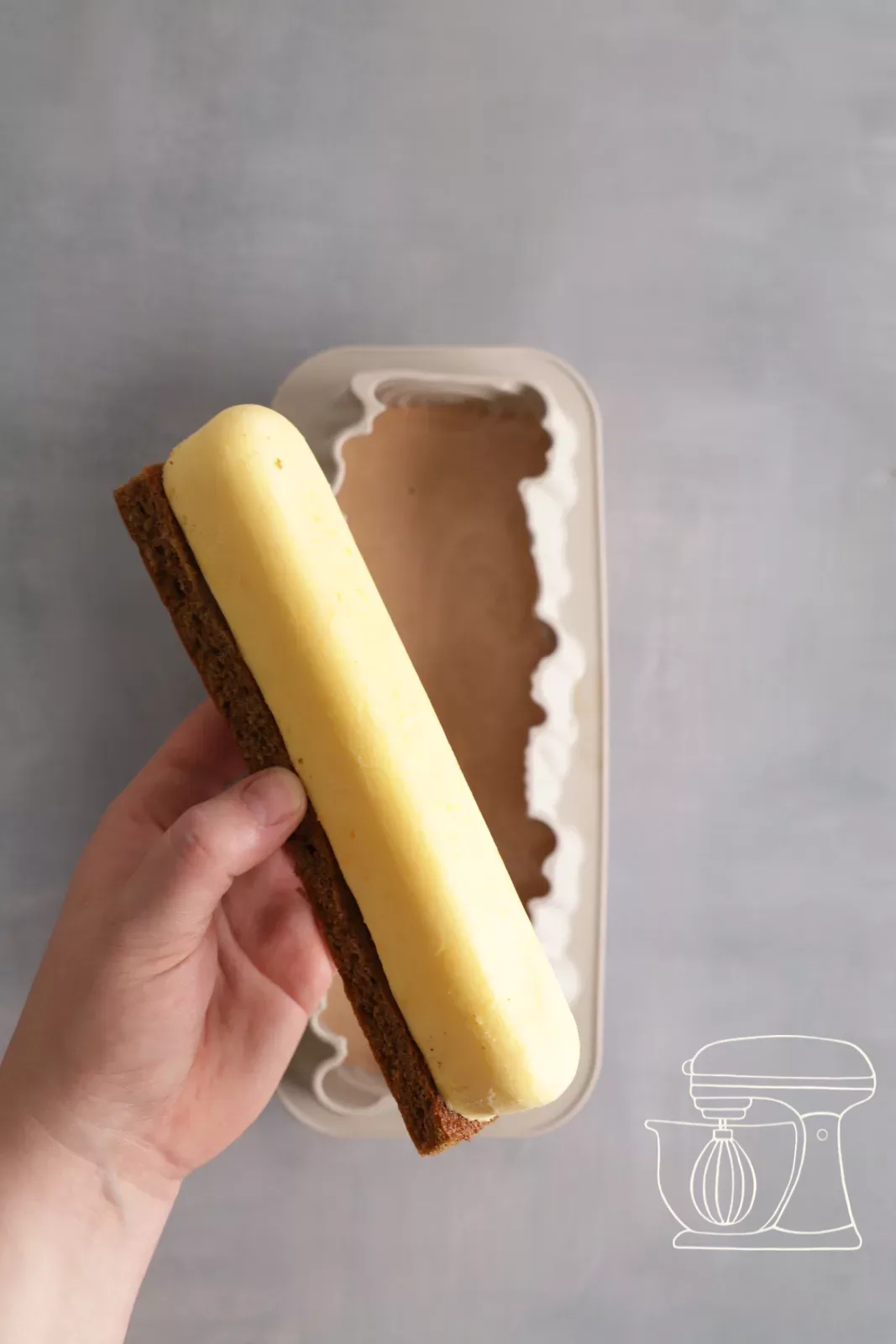 Premere l'inserto nella mousse