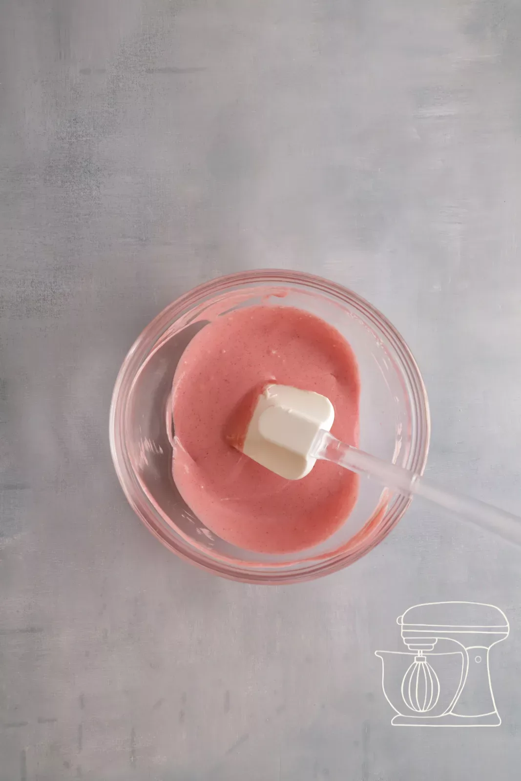 Finished raspberry mousse