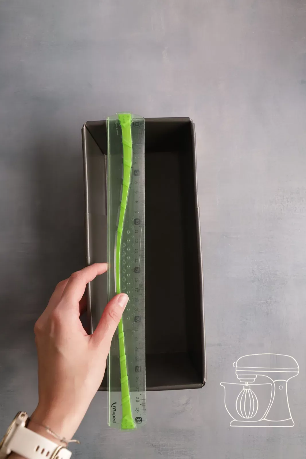 Extending the cake tin to 27 cm