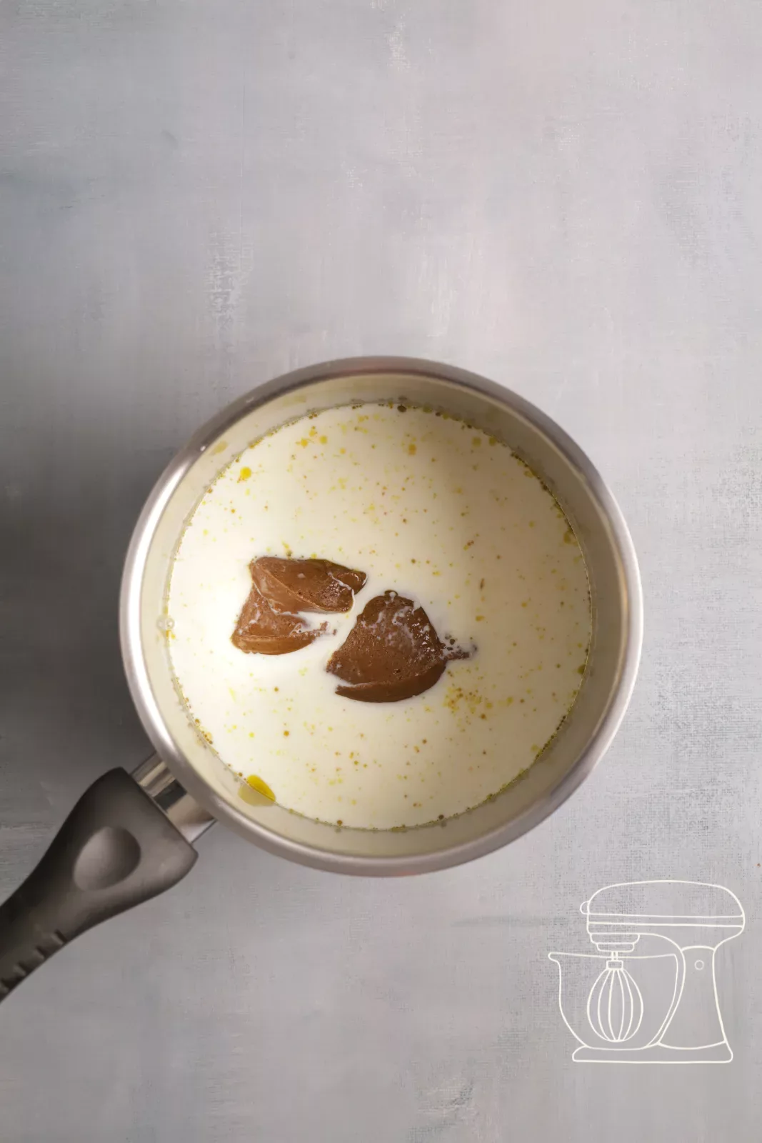 Pistachio paste in the milk