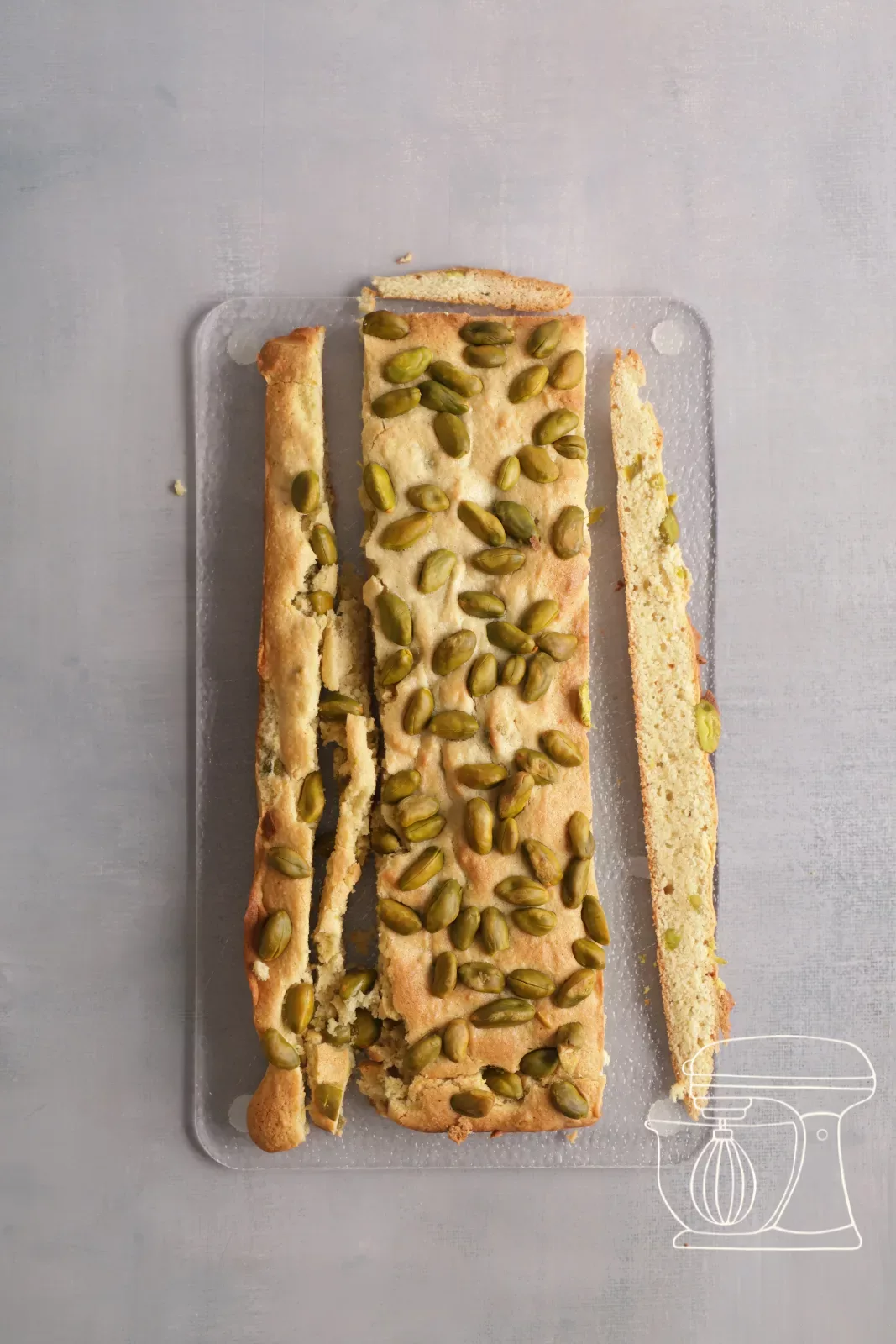 Financier cut to 6 × 23 cm