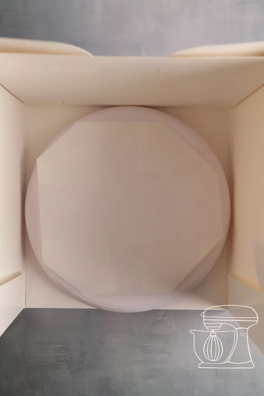 Turntable in the tall box