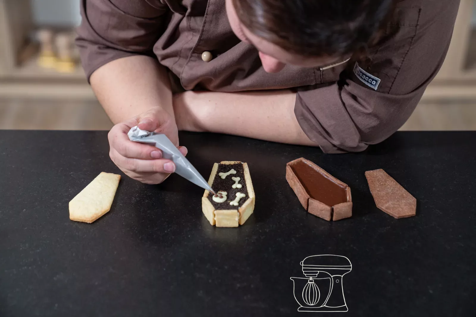 Decorare i coperchi con il cioccolato