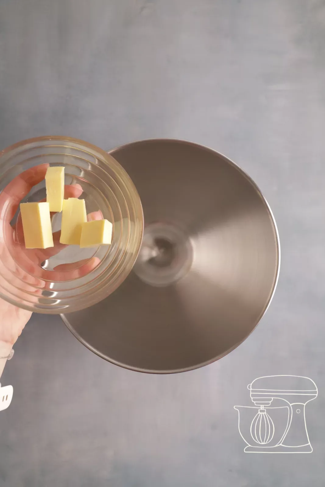 Butter in die Rührschüssel geben