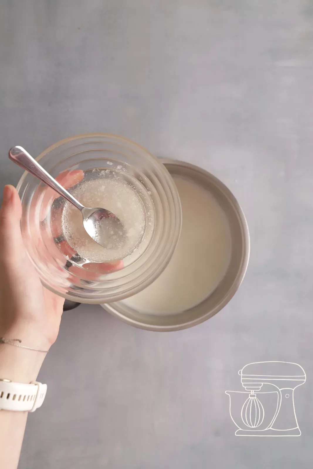 Gelatine in die heisse Milch geben