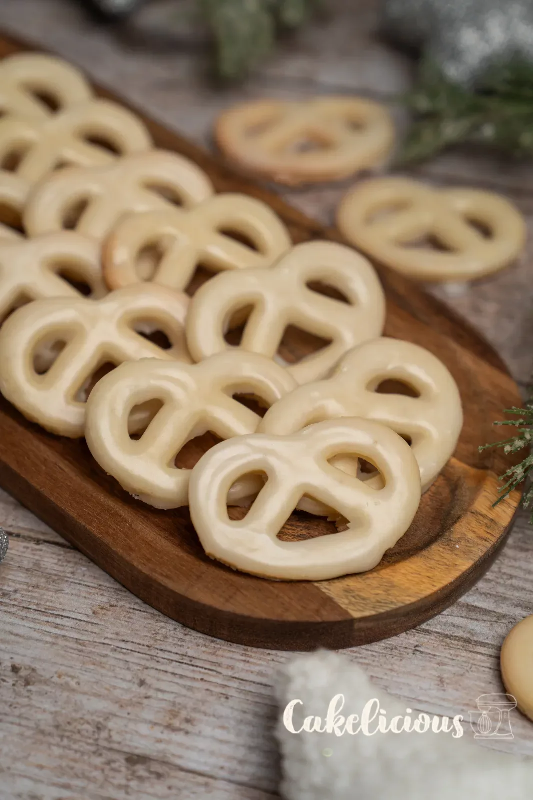 Bretzels à la vanille glacés en gros plan