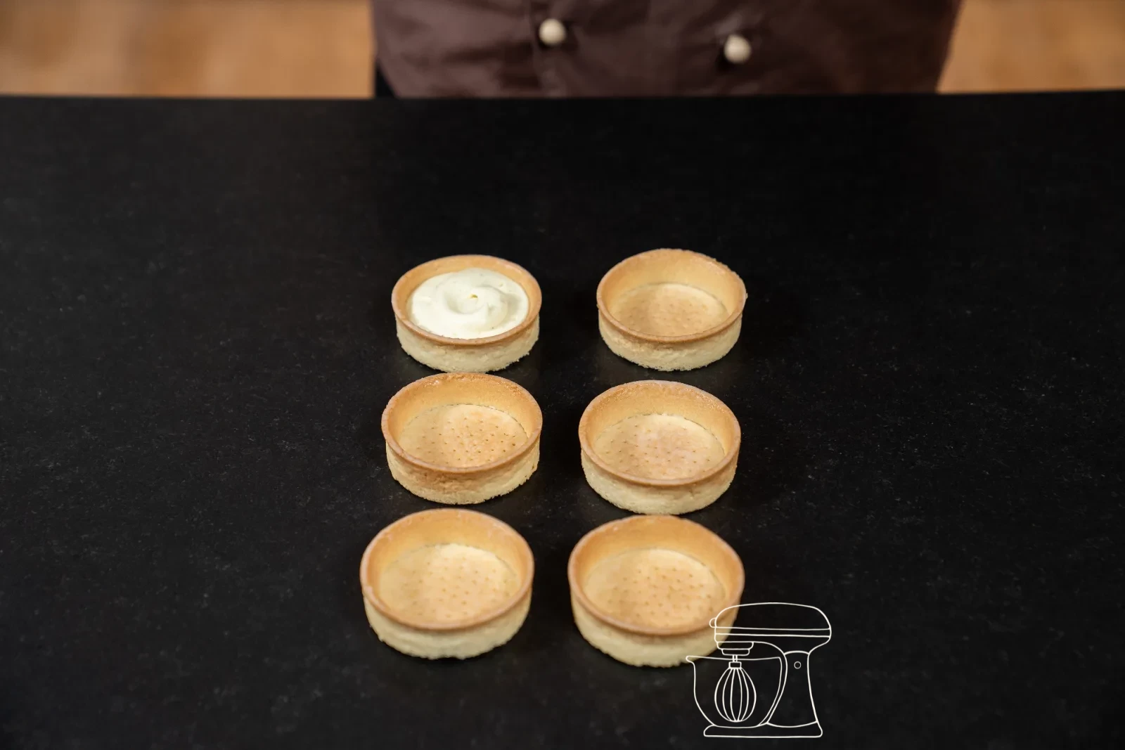Fill the tartelettes