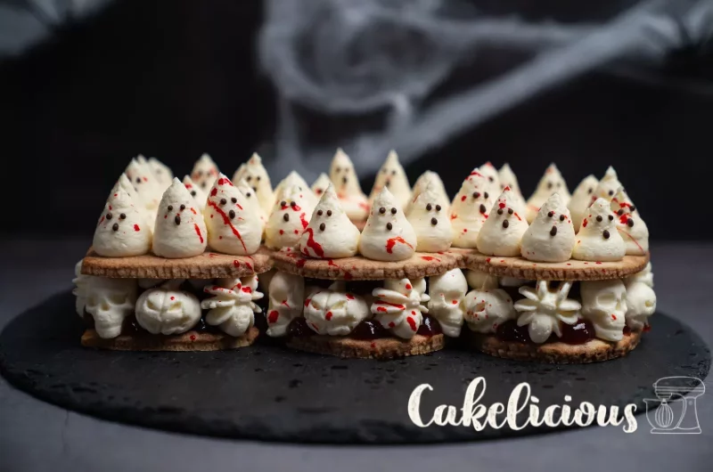 Torta BOO per Halloween